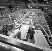 Norska Ses-en i plastverkstan och båt nr 2 i mellanhallen