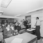 Arbetsplatsträffar VD H. Frisk, H. Hedman och B. Frennfeldt informerar