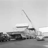 Lyft av däckhus och styrhytt till Norska Sesen båt nr 2