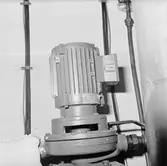 El-motor i maskinrum M 72 Arholma beskrivn.