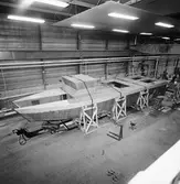 Stridsbåt 90 S i plastverkstan