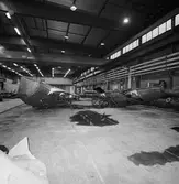 Skrovformen till segelbåten Rhapsody 43 i plastverkstan