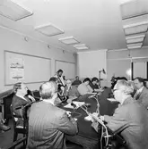 Möte VD och ledn.gruppen,fackordf och press