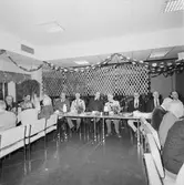 Pensionärer besöker varvet