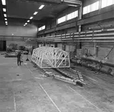 Spantresning till stridsbåt CG13 i plastverkstan