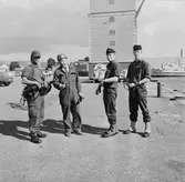 Kontroll av id korten vid 17-s port kv-nytt