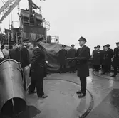 M 76 Ven överlämnas till Marinen