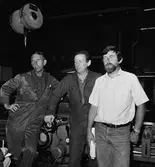 Personal i svetsverkst, plastv och el-maskinverkst.