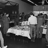 Jullunch för alla anställda i matsalen k-v nytt