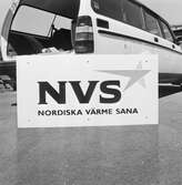 L-O Olavsson med NVS personal i docka 3