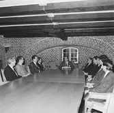 FMV överlämnar kvalitetscertifikat till VD H. Hedman