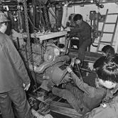 Lyft av motor till Nyb 435 Singapore