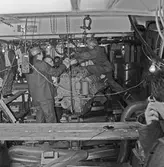 Lyft av motor till Nyb 435 Singapore