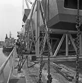 Lyft av Nyb 438 Singapore till transportbåt