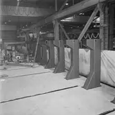 Montering av ny svetsrobot i plåtverkst.