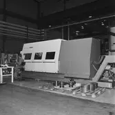 NC svarv och bäddfräs i maskinverkst.