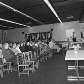 VD H. Hedman arbetsplatsträff i matsalen kv-nytt