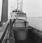 Lyft av stålkärl för kärnkraftverk till lastfartyg