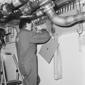 Arbetsbilder ombord på Nyb 435 Singapore kv-nytt