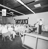 VD H. Hedman arbetsplatsträff i matsalen