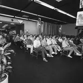 VD H. Hedman arbetsplatsträff i matsalen