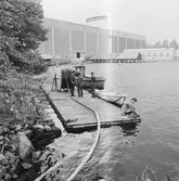 Nedläggning av elkabel i sjön mellan polhemsdockan och Skrovhallen