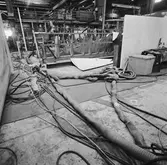 Oreda på verkstadsgolvet i plåt och svetsverkst.