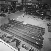 Arbetsbilder på krigsbro 48 m i plåtverkst.