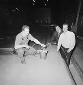 Personal på plastverkstan Teknik för vakuminjecering kv-nytt