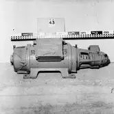 El.sekt. fotografering av motorer i förråd