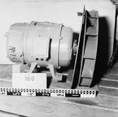 El.sekt. fotografering av motorer i förråd