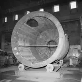 Ubåtsdetaljer i plåtverkstan