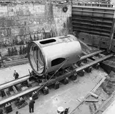 U 4 i docka 5 lyft av sektion