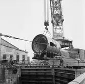 U 4 i docka 5 lyft av sektion