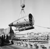 U 4 i docka 5 lyft av sektion