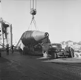 U 4 i docka 5 lyft av sektion