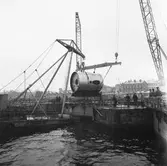 Ub U 4 i docka sektion till skrovet (lyft)