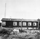 Telesekt. radiostationen Notholmen ext o int repro från färgkop.