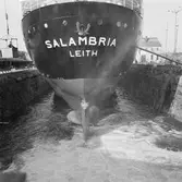 Oscarsdockan uppdockning av civil båt