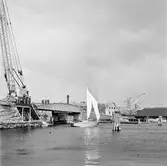 Karlskronakryssaren sjösättning och under segel ext