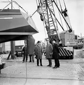 Karlskronakryssaren sjösättning och under segel ext