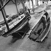 Segelbåten Viggen under arbete i båtverkstan