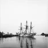 Jarramas bogsering till polhemsdockan