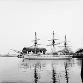 Jarramas bogsering till polhemsdockan