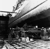 Lyft av T 124 i docka 1