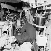 Lyft av motor från maskinrum på T 126