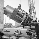 Lyft av motor från maskinrum på T 126