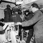 Lyft av motor från kaj till maskinrum T 126