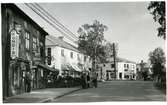 Svedvi sn, Hallstahammars kn, Hallstahammar.
Skolgatan - tidigare Köpmangatan, 1937.