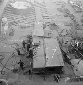 Bottensektion och akterstäv i plåtverkstan